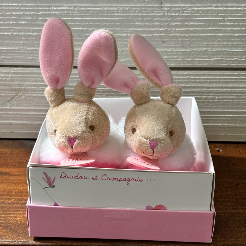 Doudou et Compagnie Rattle Booties Bunny Pink Slippers NEW IN BOX